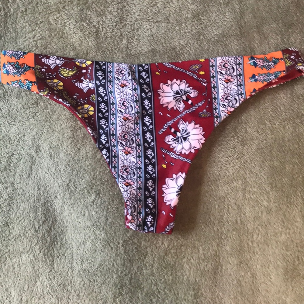 Zaful patterned bikini - Picture 2 of 4